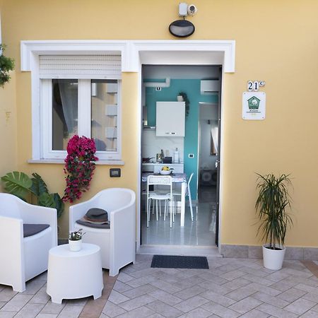 Residence Yellow Rimini Exterior photo